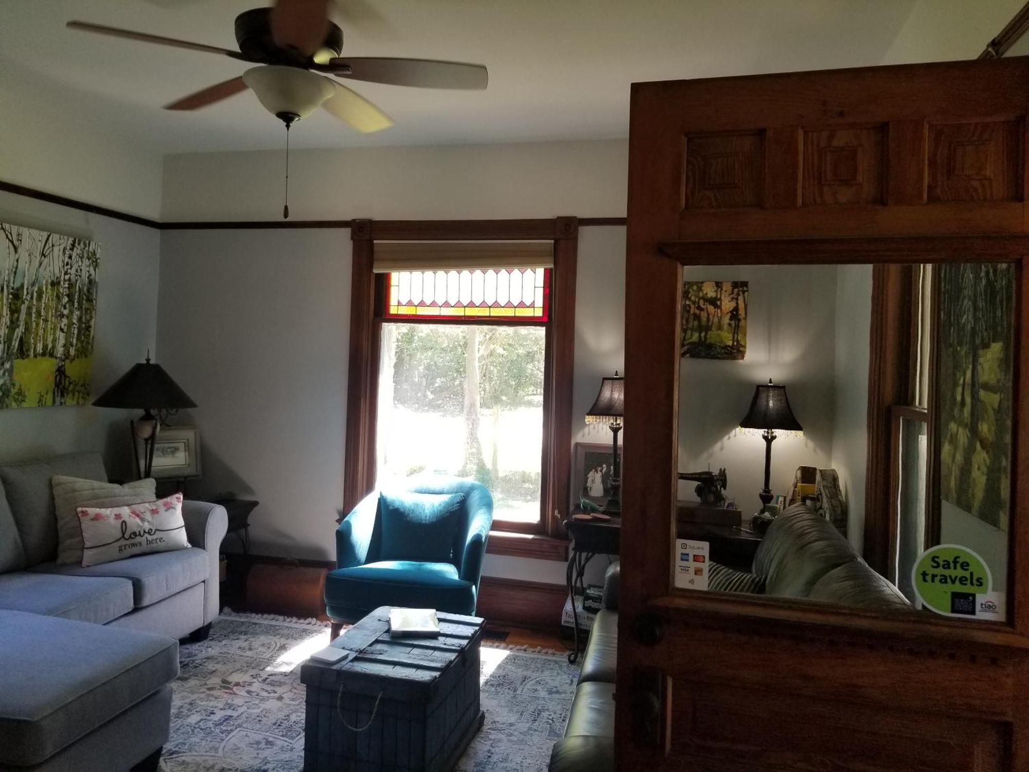 The Walnut Grove Bnb Harrow Экстерьер фото