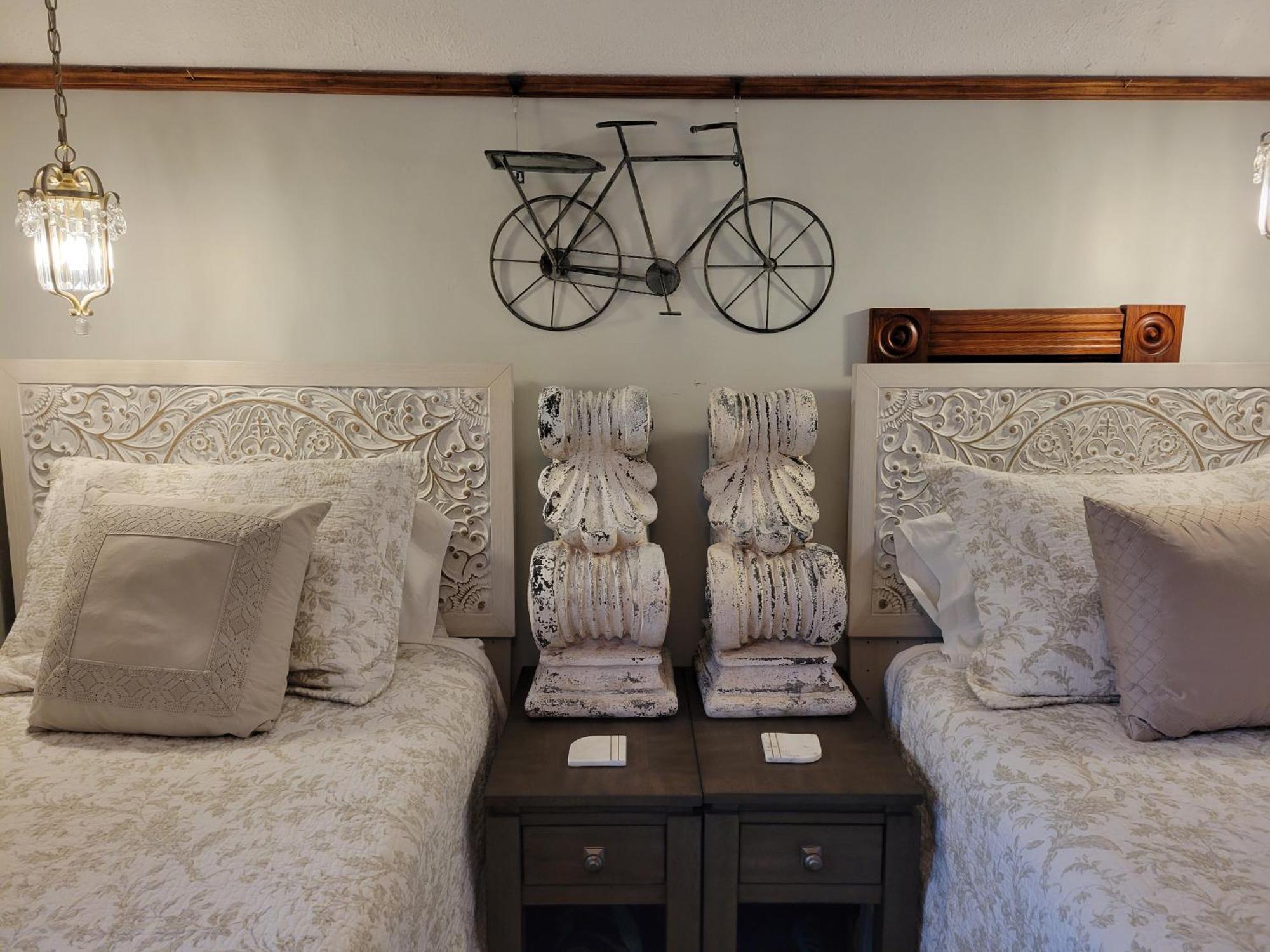 The Walnut Grove Bnb Harrow Экстерьер фото